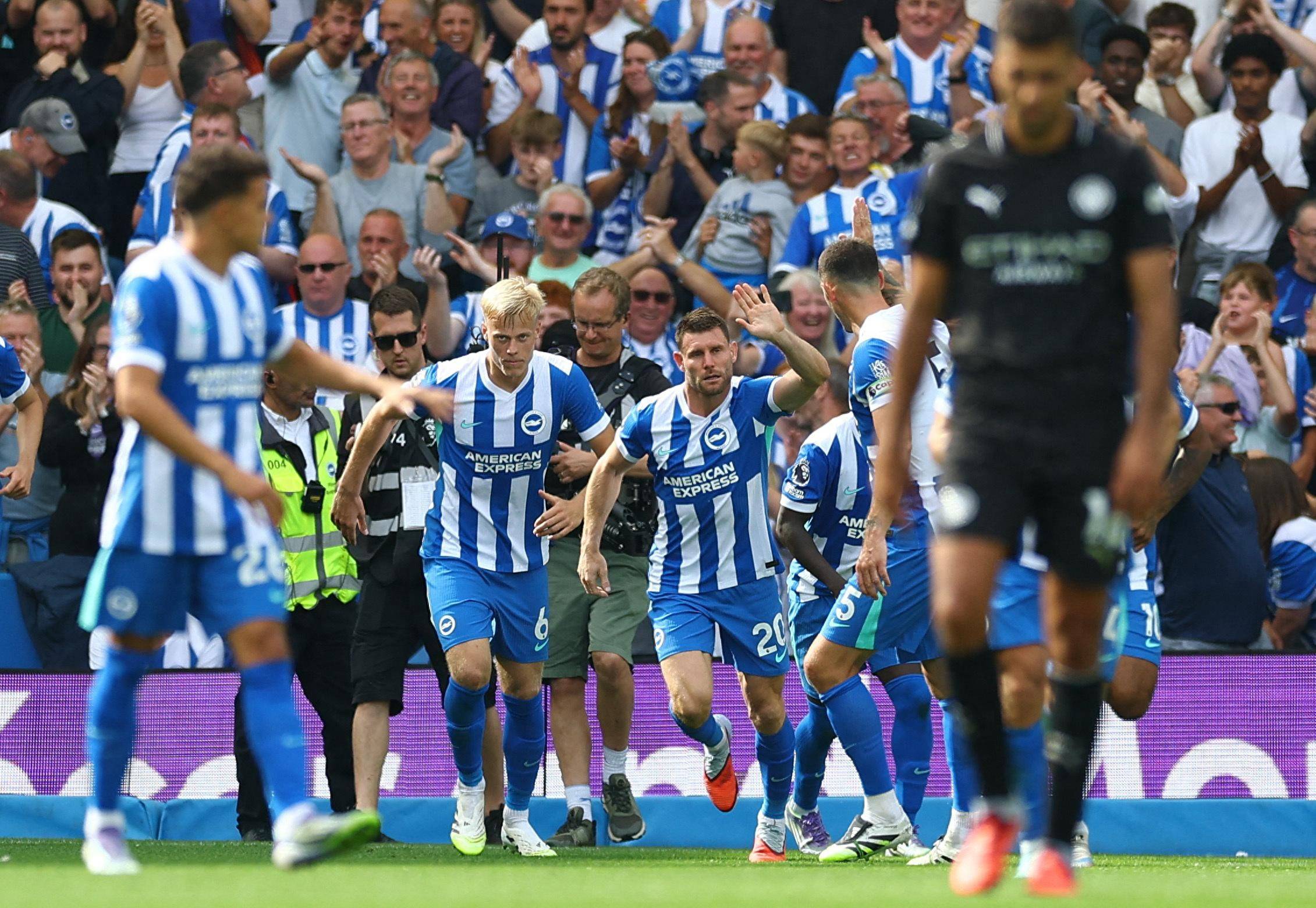 59岁的罗马里奥已与22岁女友分手，巴媒：他又有了新约会对象（59岁罗马里奥与22岁女友分手，巴媒称他已展开新恋情）