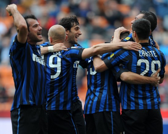 公牛内线受限难挽败局（内线受制，公牛难逃失利）