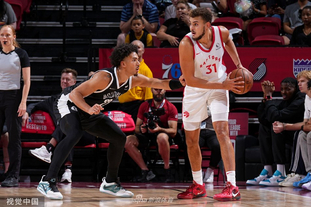 NBA常规赛战报：快船客场险胜雷霆,（NBA常规赛：快船客场惊险击败雷霆）