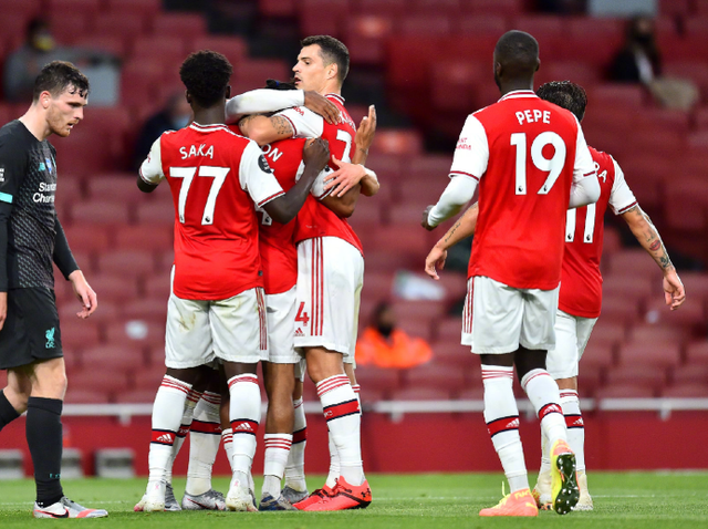 s1mple：黑豹出局了还得站着接受败方采访，太变态了（s1mple：黑豹淘汰后还被要求站着做败者采访，太离谱了）