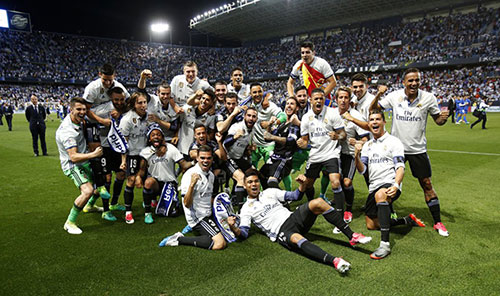 Tsygankov的后期支撑领先让赫罗纳超越皇家社会并走出降级区（Tsygankov终场前打入制胜球，助赫罗纳力压皇家社会脱离降级区）